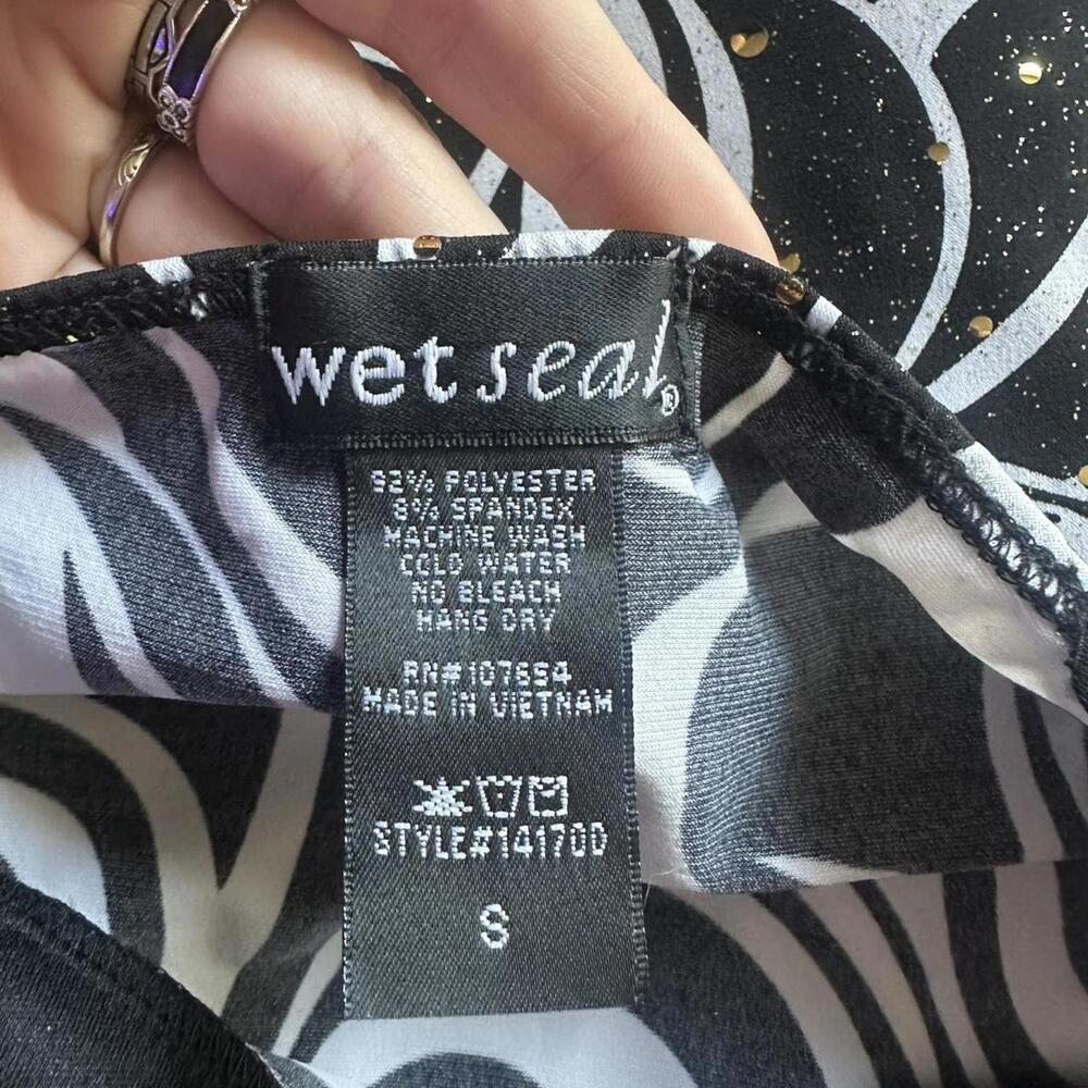 🖤 We Seal vtg y2k Black and white swirly print dress - Picture 5 of 5
